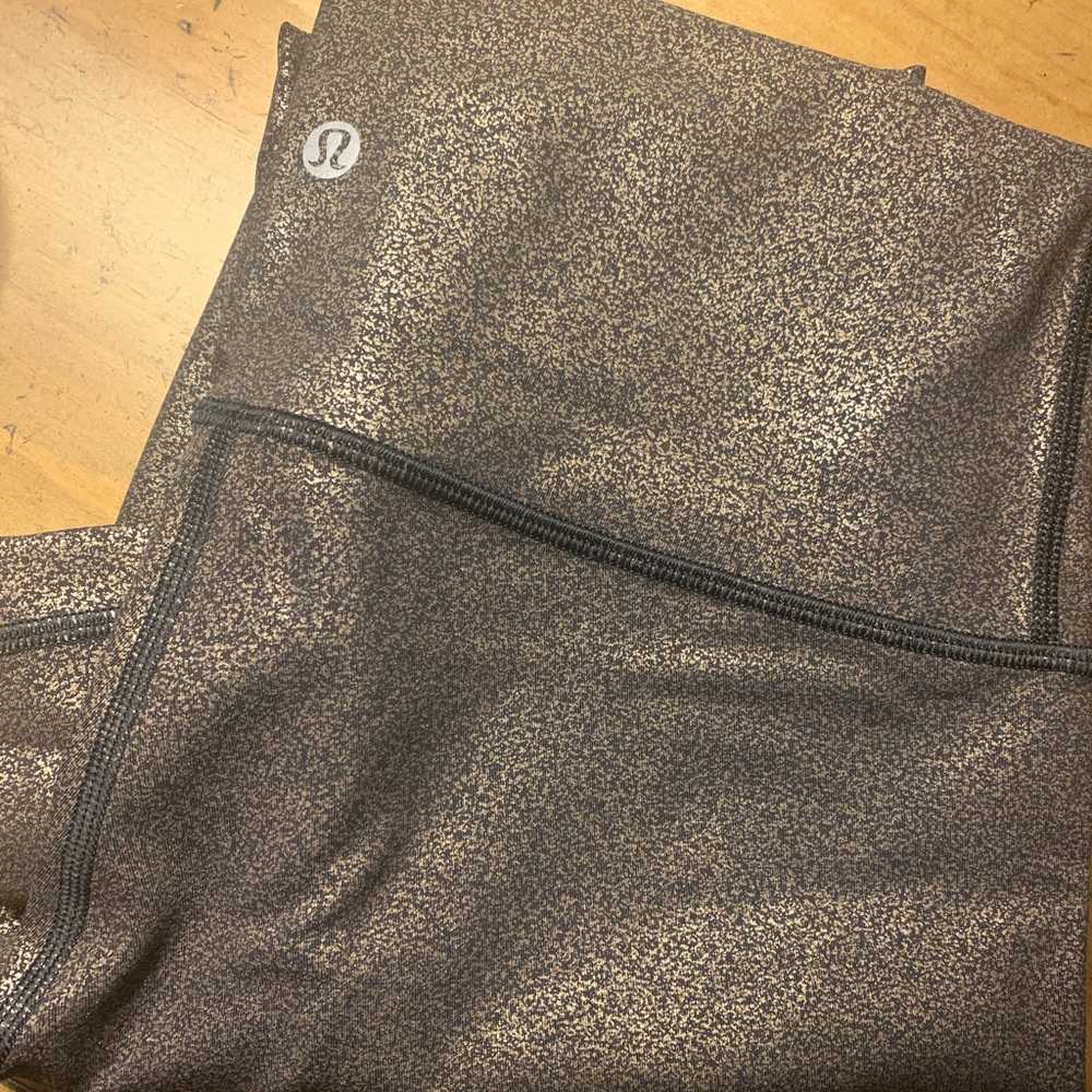 Lululemon Foil Wunder Under